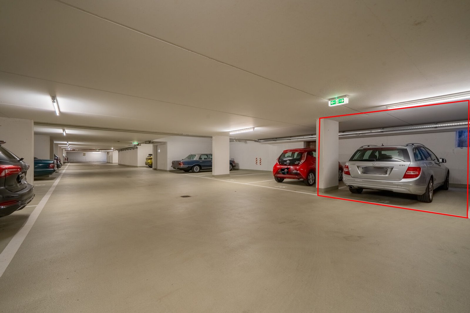 Tiefgaragen Stellplatz